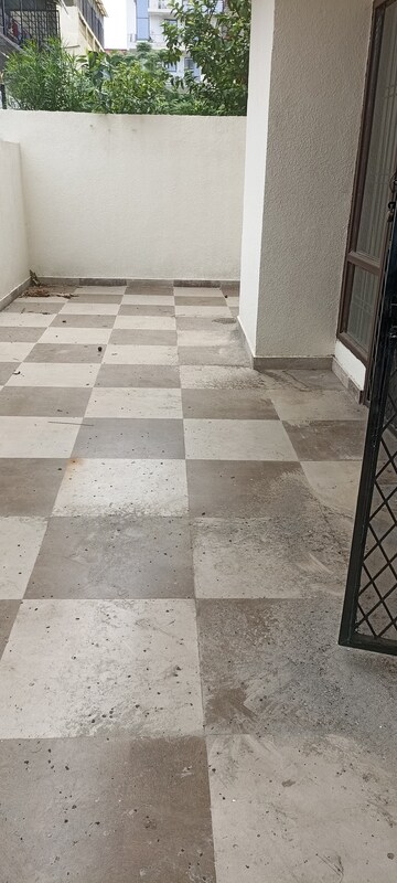 Balcony in 3 BHK Builder Floor at Green Fields Colony – for Rent