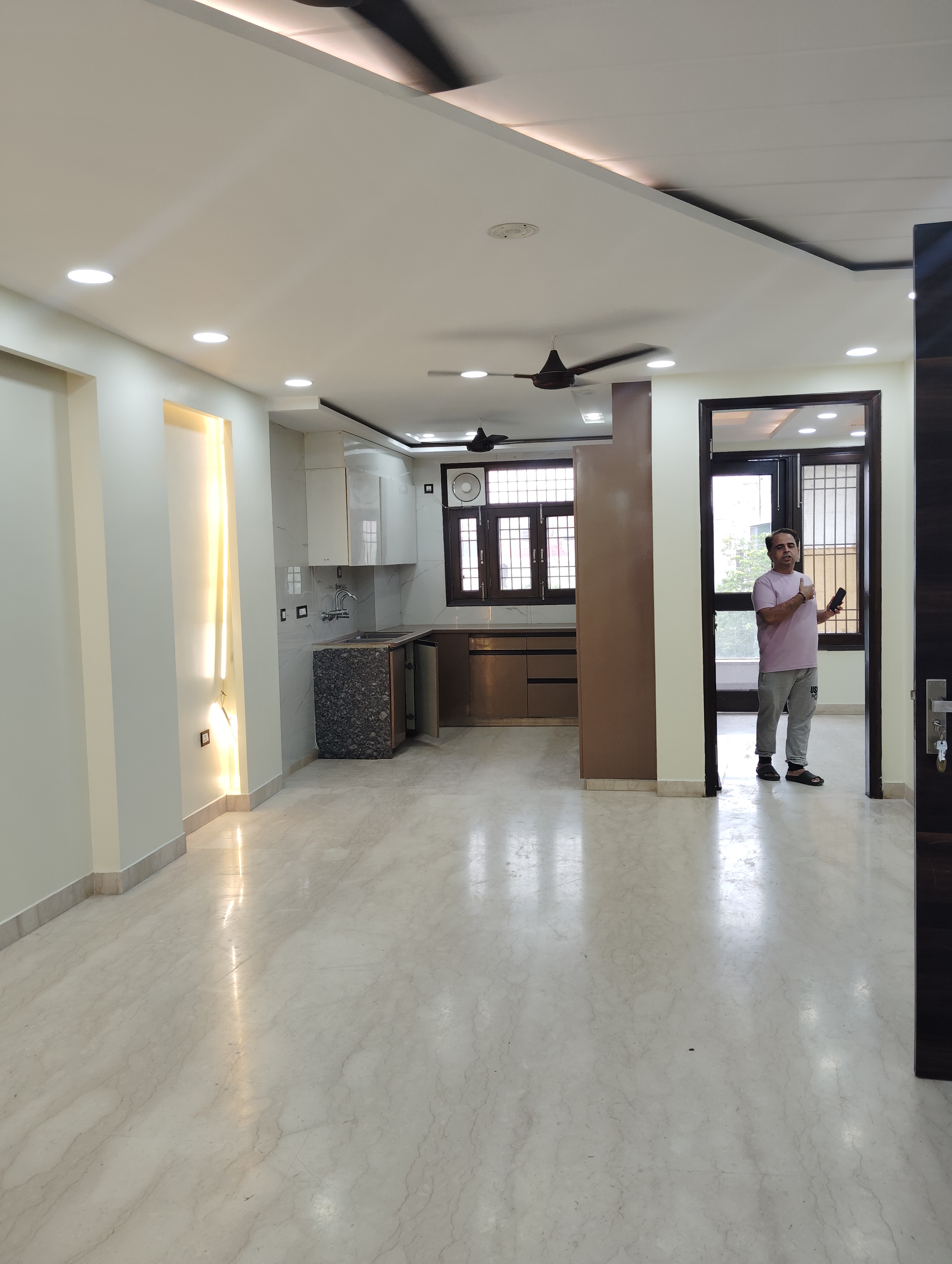 3 BHK + Pooja Room Apartment For Rent in Jahaz Apartments