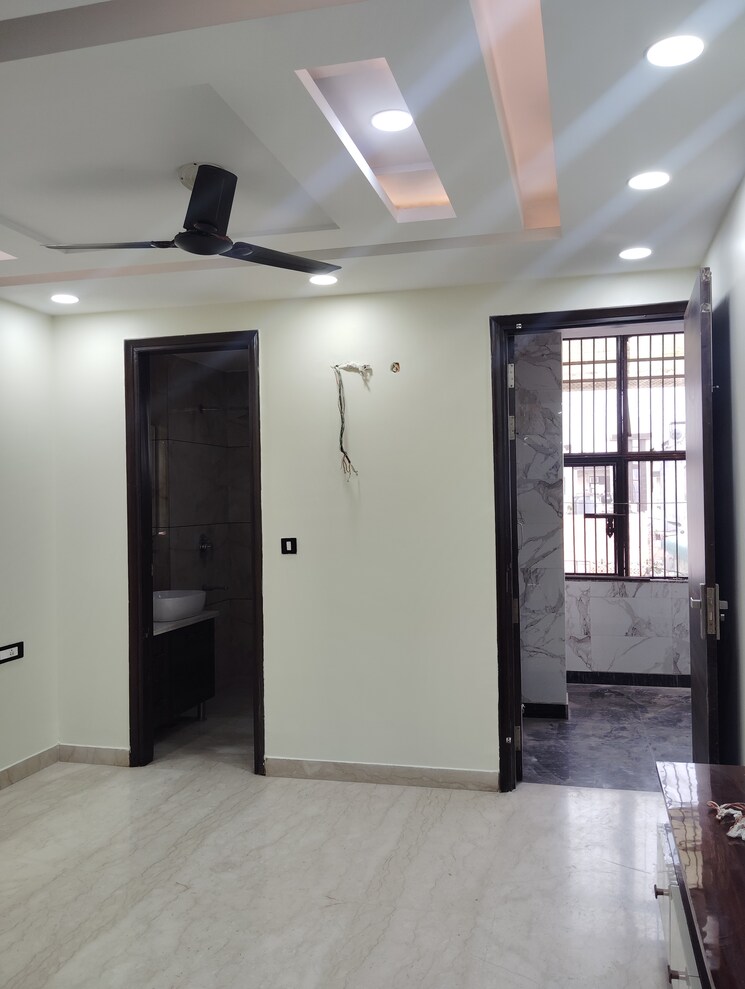 Room, jahaz-apartments 3 Bedroom 1450 Sq.Ft. Apartment In Paschim Vihar Delhi 8916660