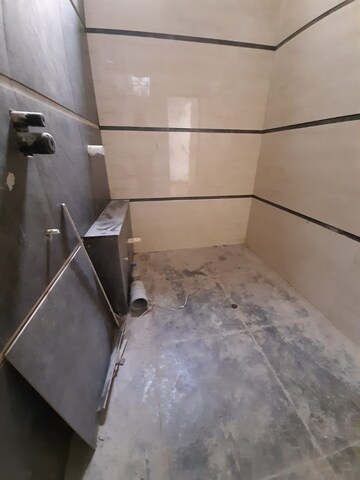 Bathroom in 4 BHK Apartment at Shankar Nagar – for Sale