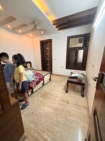 Parking in 3 BHK Apartment at Navbharat Apartments, Paschim Vihar – for Rent