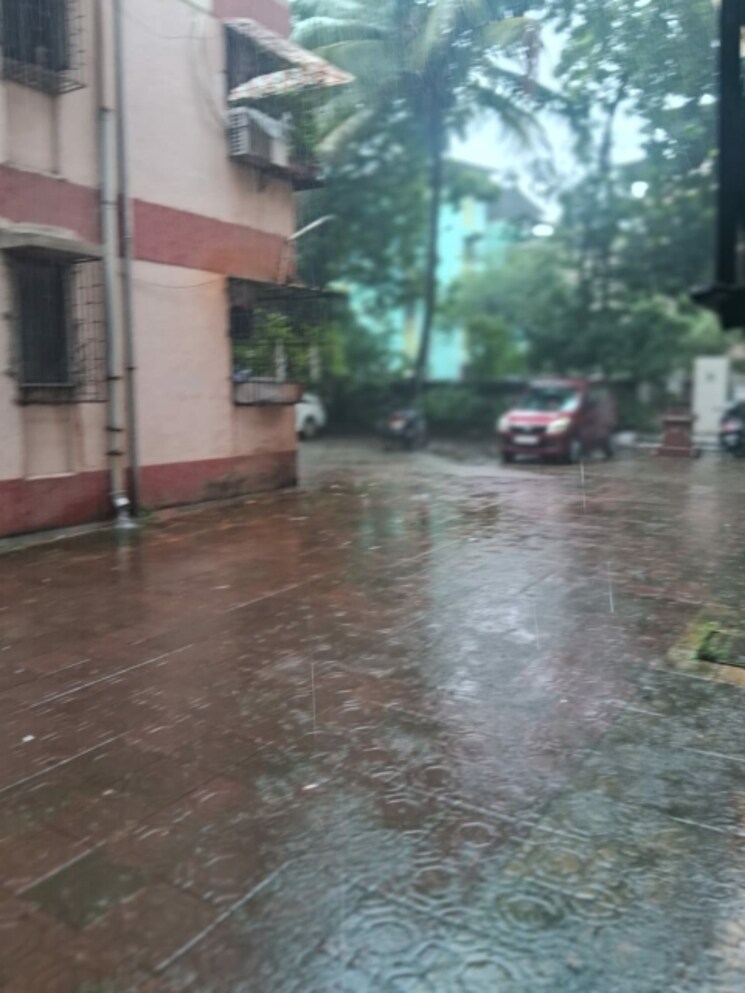  Parking, dombivli east 1 Bedroom 450 Sq.Ft. Apartment In Dombivli East Thane 8916690