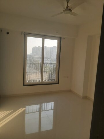 Room in 3 BHK Apartment at Shela – for Rent