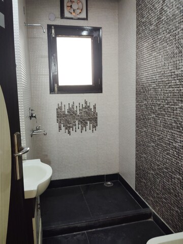 Bathroom in 2.5 BHK Apartment at Triveni Apartments CGHS, Paschim Vihar – for Rent