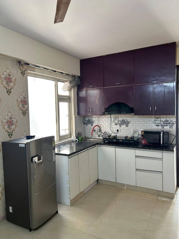 Kitchen, emaar-gurgaon-greens 3 Bedroom 1650 Sq.Ft. Apartment In Sector 102 Gurgaon 8916784