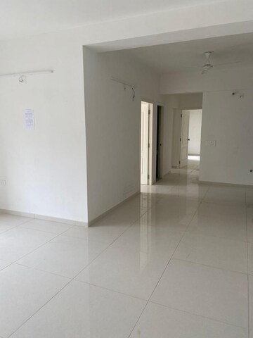 Room in 3 BHK Apartment at Shela – for Rent