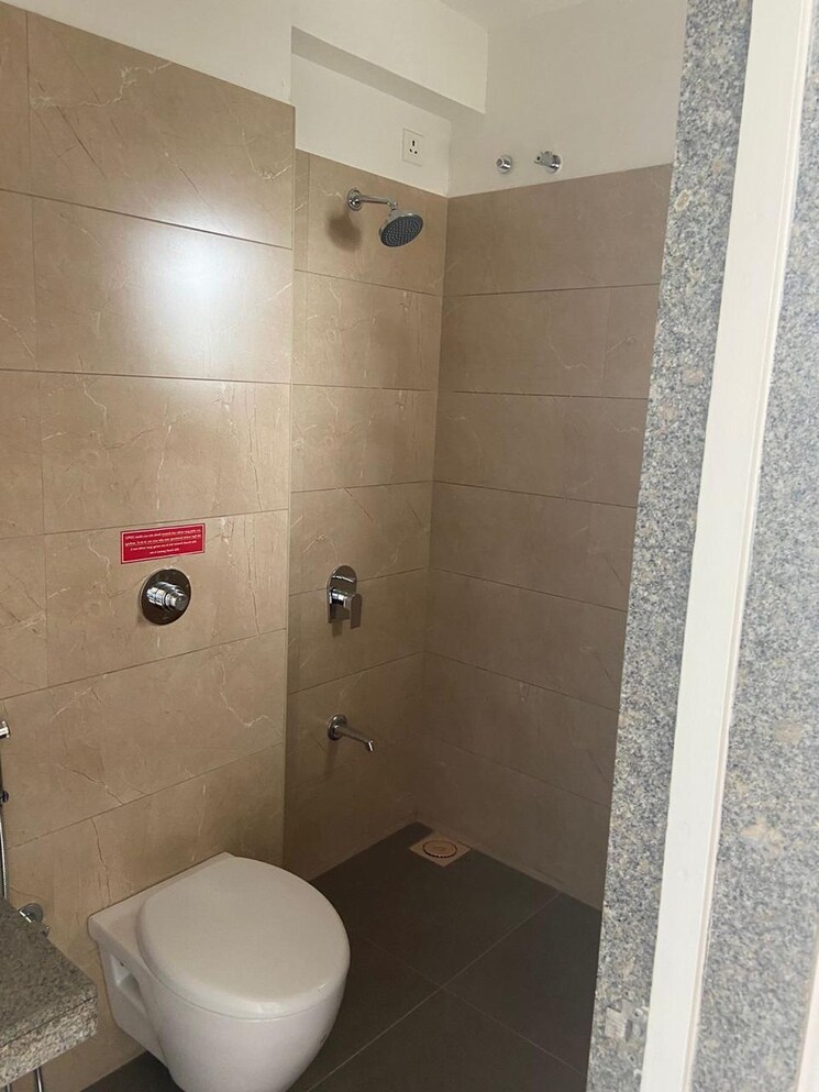 Bathroom, shela 3 Bedroom 2013 Sq.Ft. Apartment In Shela Ahmedabad 8916716