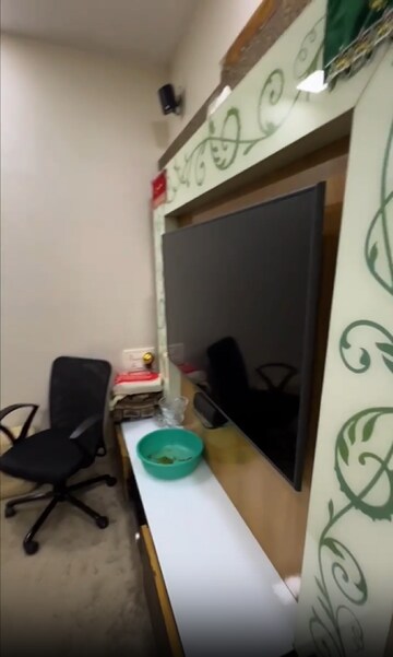 Room in 2 BHK Apartment at Ajay Apartment Mazgaon, Mazgaon – for Rent
