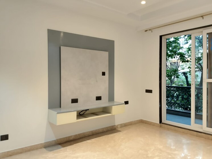 Room, dlf-atria 3 Bedroom 215 Sq.Ft. Builder Floor In Dlf Phase ii Gurgaon 8916774