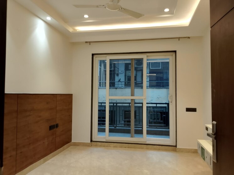 Room, dlf-atria 3 Bedroom 215 Sq.Ft. Builder Floor In Dlf Phase ii Gurgaon 8916774