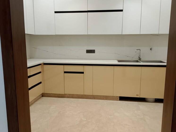 Kitchen, dlf-atria 3 Bedroom 215 Sq.Ft. Builder Floor In Dlf Phase ii Gurgaon 8916774