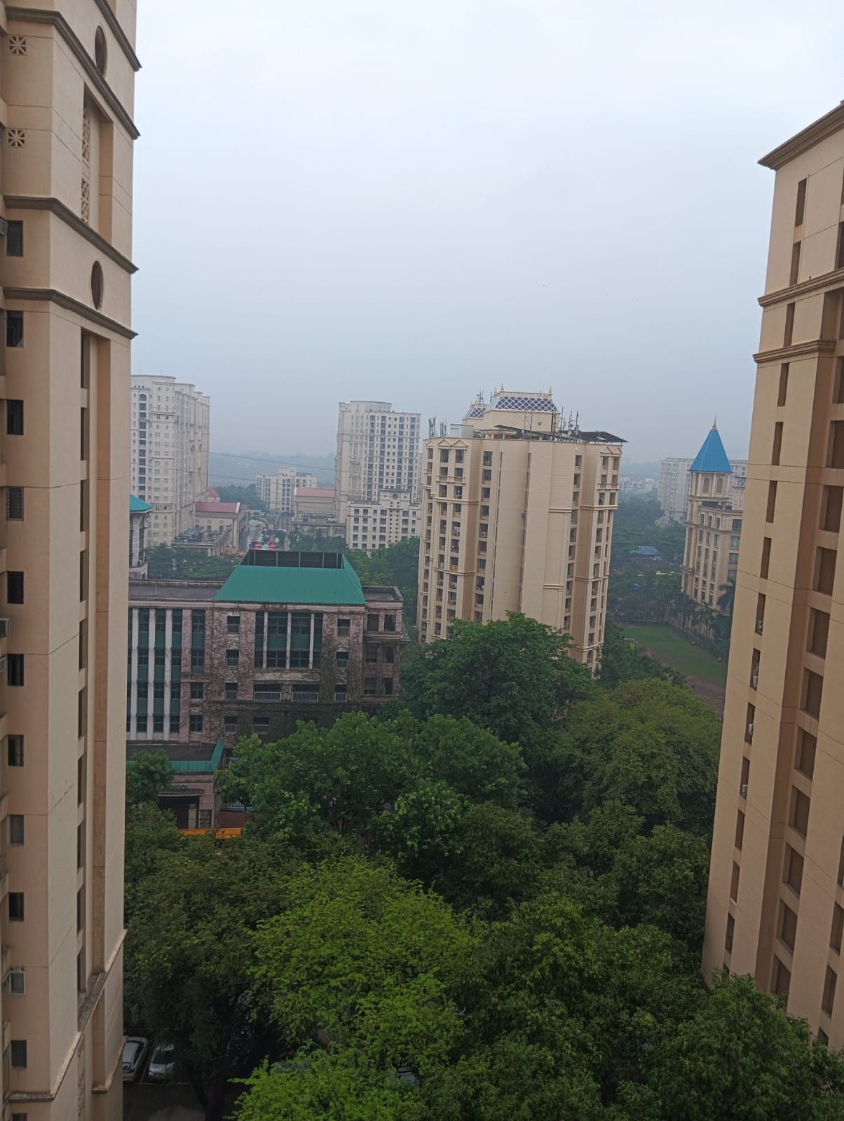 3 BHK + Pooja Room,Servant Room,Study Room,Extra Room 1415 Sq.Ft. Apartment in Hiranandani Estate Spring Hill