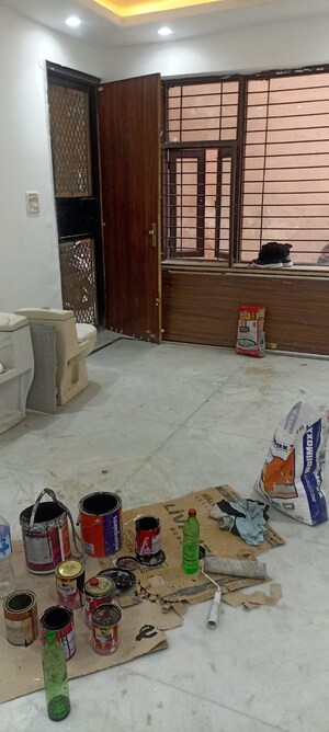 Room in 3 BHK Builder Floor at Green Fields Colony – for Sale