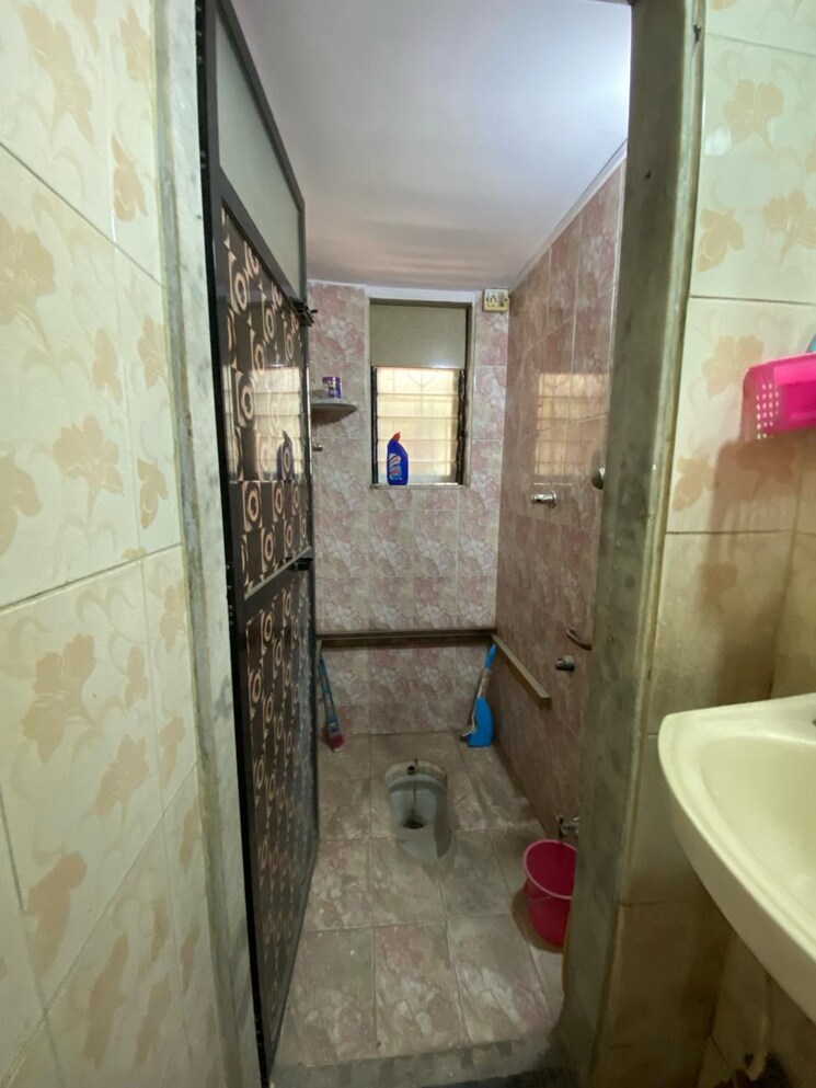 Bathroom, dombivli east 2 Bedroom 720 Sq.Ft. Apartment In Dombivli East Thane 8916809