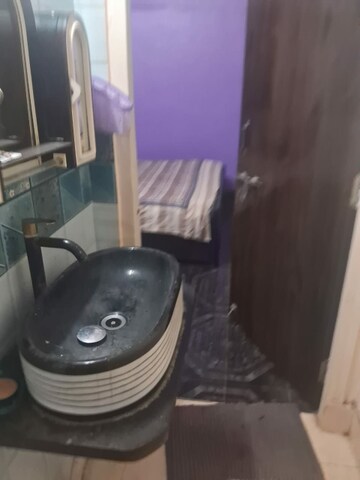 Master Bedroom in 2 BHK Apartment at Dombivli East – for Rent