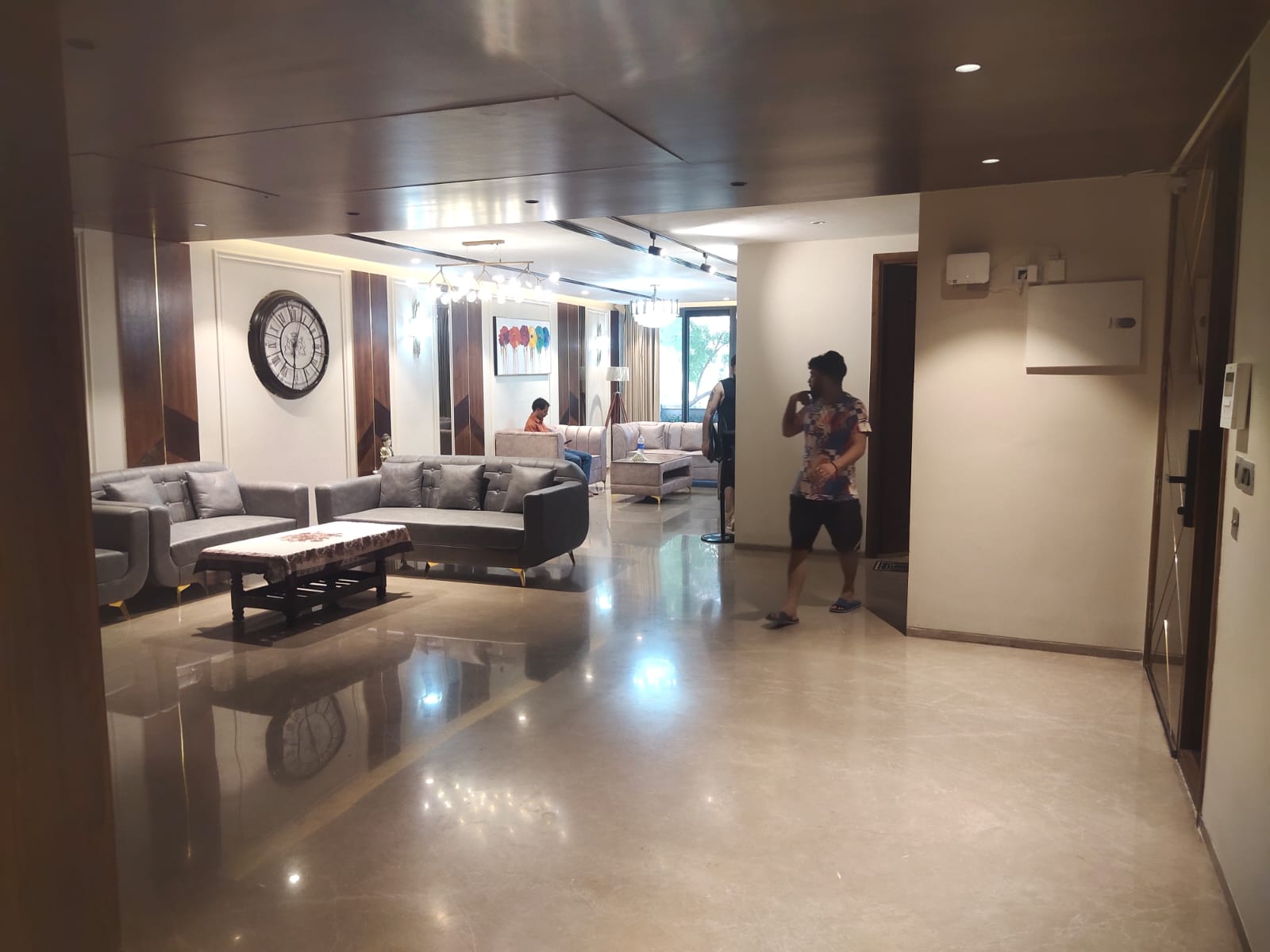 4 BHK + Pooja Room,Servant Room 360 Sq.Ft. Builder Floor in RBC II