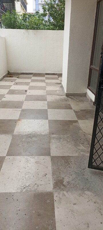 Balcony in 3 BHK Builder Floor at Green Fields Colony – for Rent