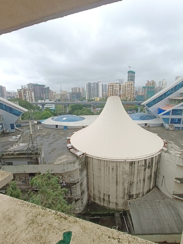 2 BHK Apartment – Exterior View View at Malad East - for Rent
