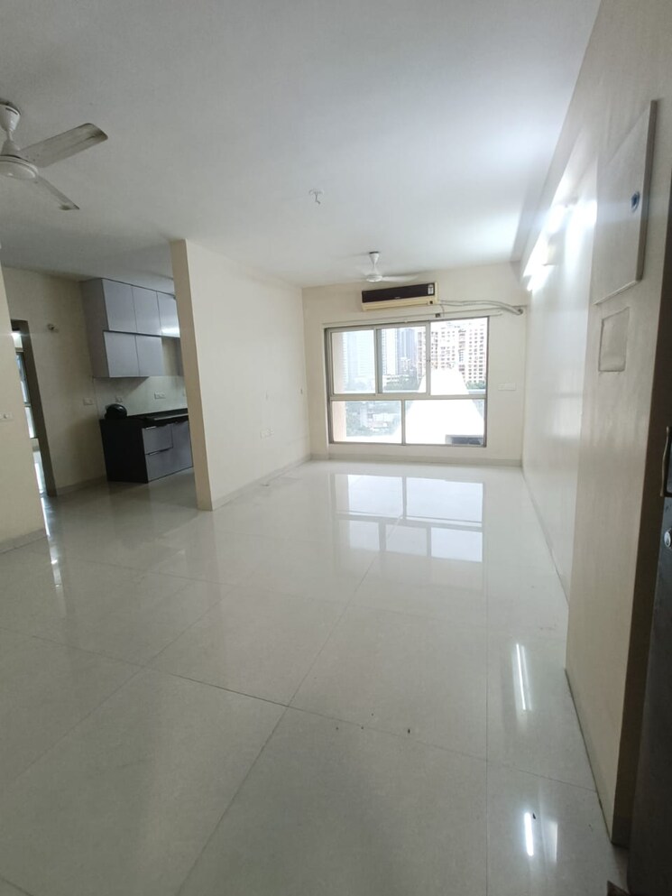 Room, malad east 2 Bedroom 750 Sq.Ft. Apartment In Malad East Mumbai 8916879