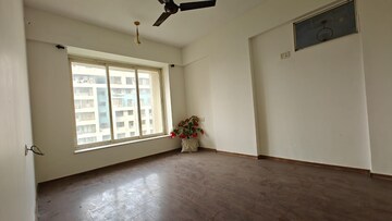 Room in 2 BHK Apartment at Shrishti Synchronicity, Chandivali – for Sale