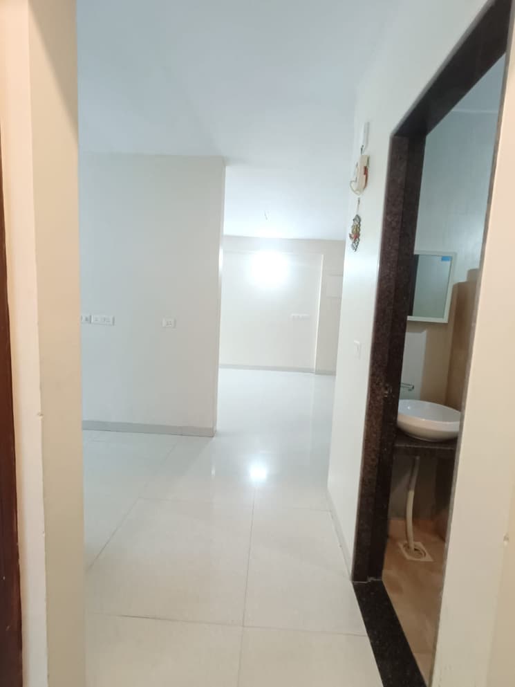 Attached Bathroom, malad east 2 Bedroom 750 Sq.Ft. Apartment In Malad East Mumbai 8916879