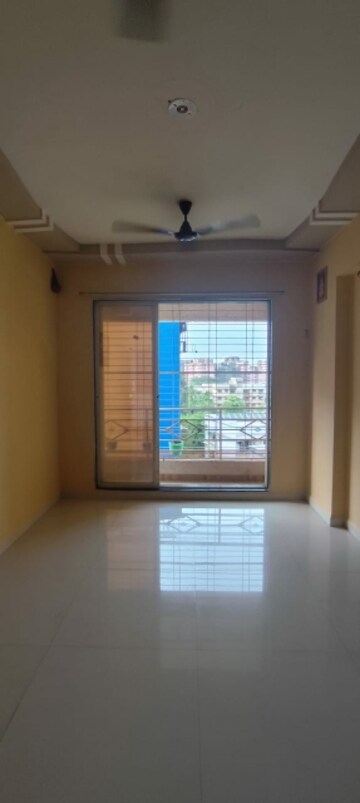 Room in 1 BHK Apartment at Dombivli East – for Rent