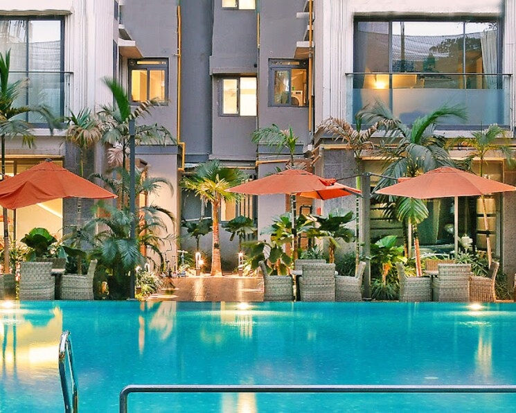 Swimming Pool, rustomjee-seasons 3.5 Bedroom 1350 Sq.Ft. Apartment In Bandra East Mumbai 8916939