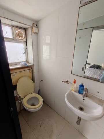 Bathroom in 1 BHK Apartment at Bandra West – for Rent