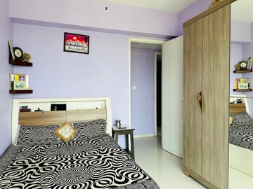 Bedroom in 3.5 BHK Apartment at Rustomjee Seasons, Bandra East – for Sale