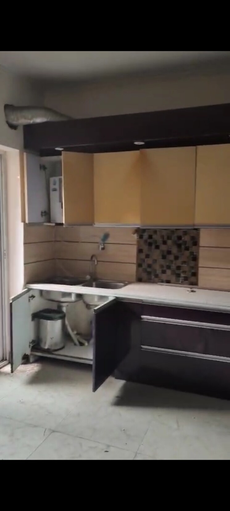 Kitchen, gaurs-cascades 4 Bedroom 2175 Sq.Ft. Apartment In Raj Nagar Extension Ghaziabad 8916972