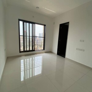 Room in 2 BHK Apartment at Tharwanis Residency, Kamothe Sector 6a – for Sale