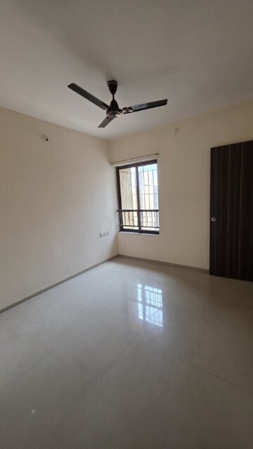 Room in 2 BHK Apartment at Rustomjee Avenue L1, Virar West – for Rent