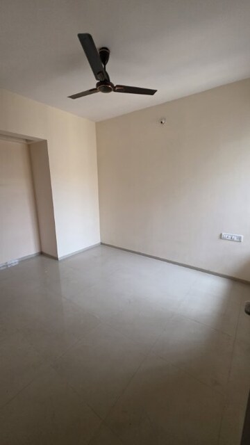 Room in 2 BHK Apartment at Rustomjee Avenue L1, Virar West – for Rent