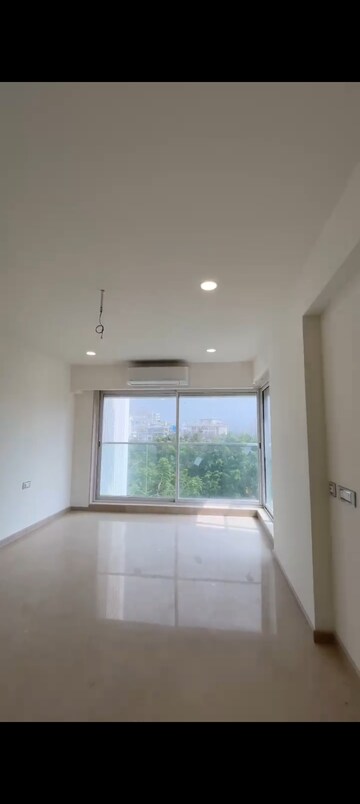 Furnished Amenities in 4 BHK Apartment at Ajmera Prive, Juhu – for Sale