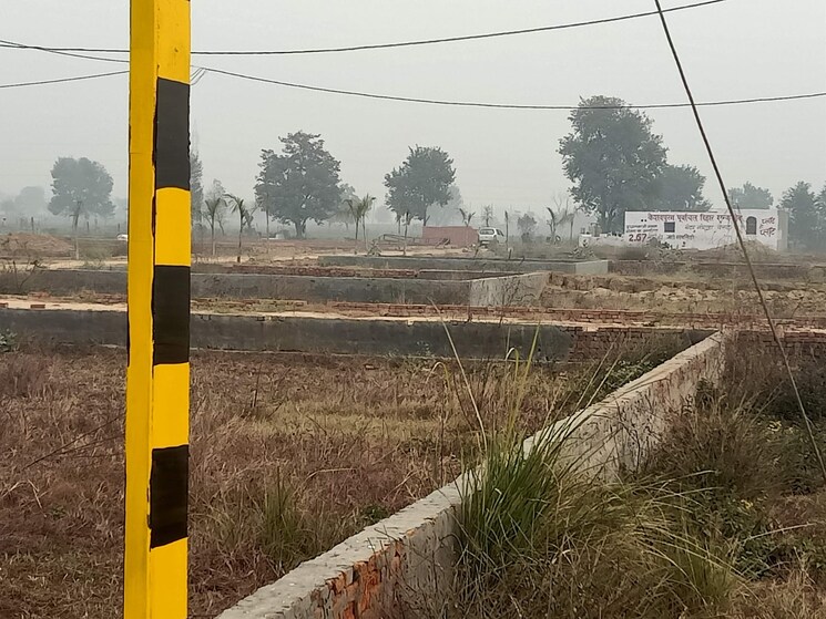 Garden, dhoom manikpur  100 Sq.Yd. Plot In Dhoom Manikpur Greater Noida 8917001