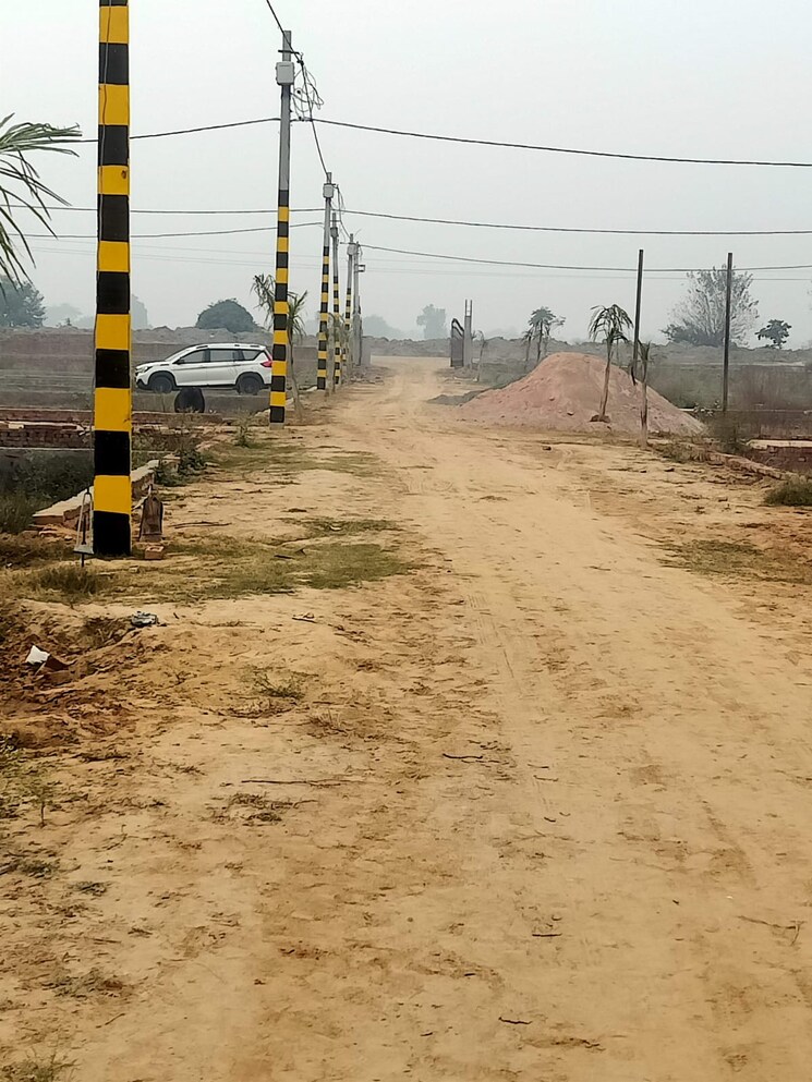 Exterior View, dhoom manikpur  100 Sq.Yd. Plot In Dhoom Manikpur Greater Noida 8917001