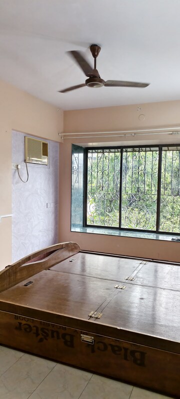 Room in 2 BHK Apartment at Bandra West – for Rent