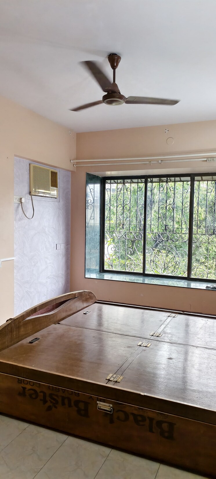 Room, bandra west 2 Bedroom 750 Sq.Ft. Apartment In Bandra West Mumbai 8916987