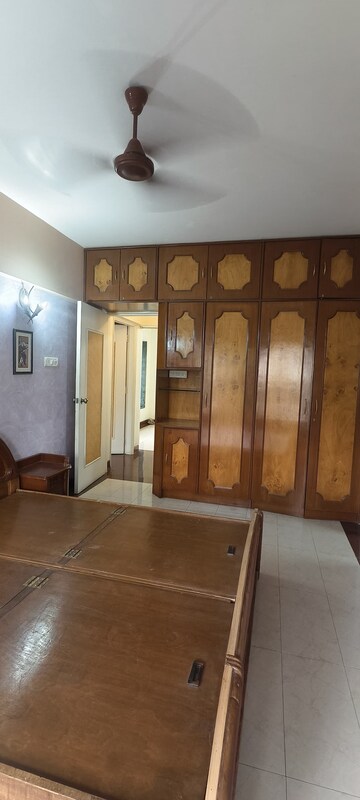 Bedroom in 2 BHK Apartment at Bandra West – for Rent
