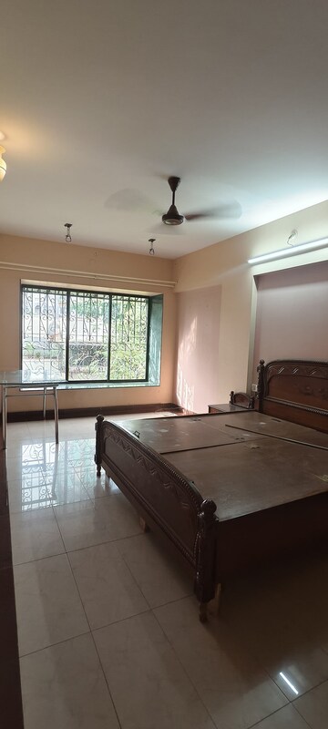 Bedroom in 2 BHK Apartment at Bandra West – for Rent