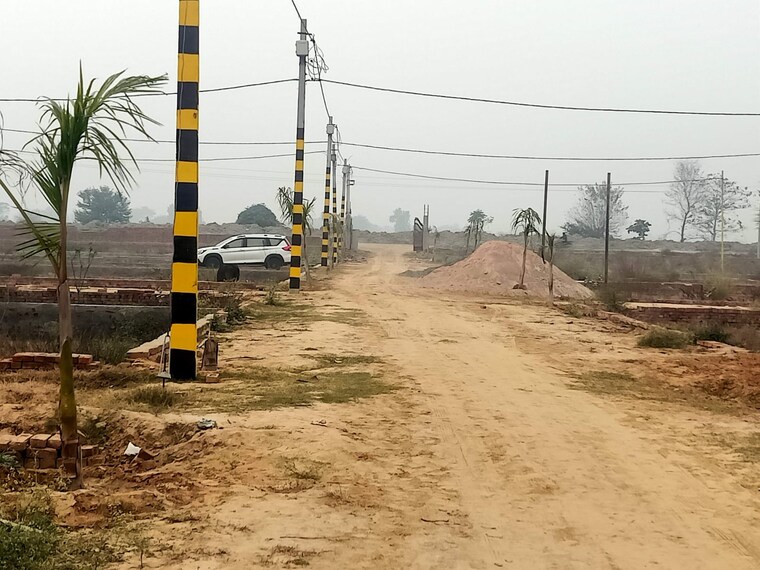 Exterior View, sadopur  200 Sq.Yd. Plot In Sadopur Greater Noida 8917040