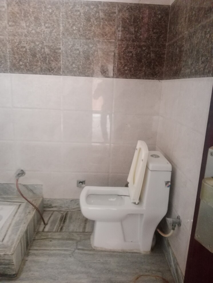 Bathroom, huda 2 Bedroom 1353 Sq.Ft. Builder Floor In Huda Panipat 8917079