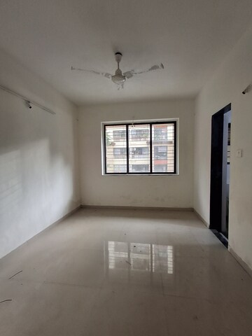 Room in 2 BHK Apartment at Vasant Sagar, Kandivali East – for Sale