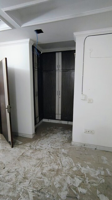 Building Lobby in 2 BHK Builder Floor at Govindpuri – for Rent
