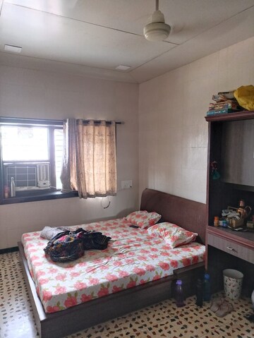 Bedroom in 4 BHK Apartment at Paradise Heights Jambli Naka, Jambli Naka – for Rent