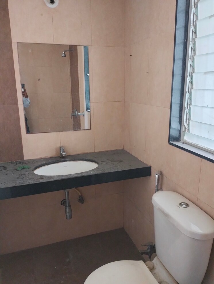 Bathroom, rama-celestial-city 3 Bedroom 1257 Sq.Ft. Apartment In Ravet Pune 8917123