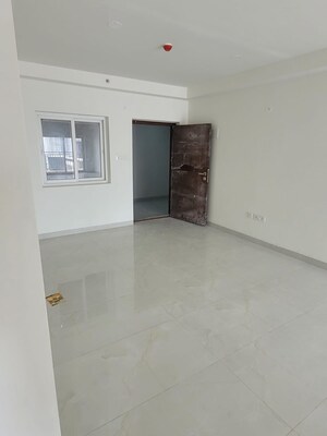 Room in 3 BHK Apartment at Poulomi Avante, Kokapet – for Sale
