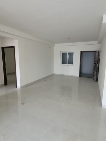 Room in 3 BHK Apartment at Poulomi Avante, Kokapet – for Sale