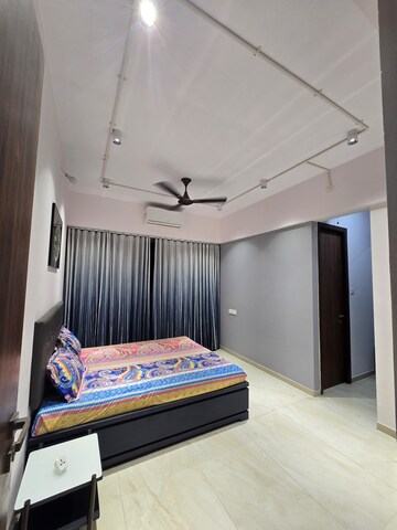3 BHK Apartment For Rent in Rajesh White City, Kandivali East