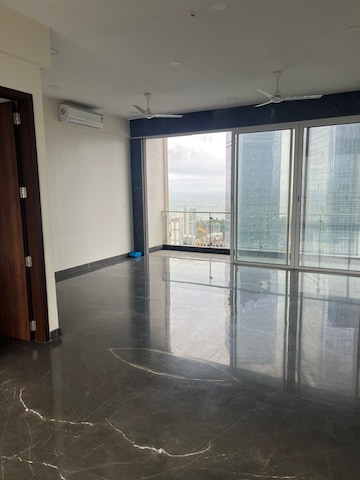 Room in 3.5 BHK Apartment at Runwal The Reserve, Upper Worli – for Sale